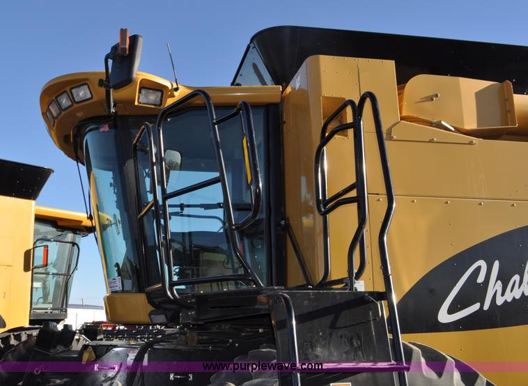 image for item C3228 2004 AGCO Challenger 670 combine