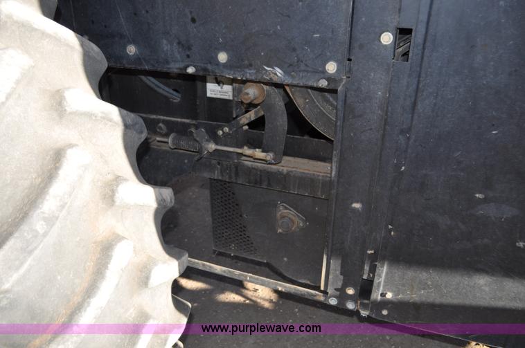 image for item C3228 2004 AGCO Challenger 670 combine
