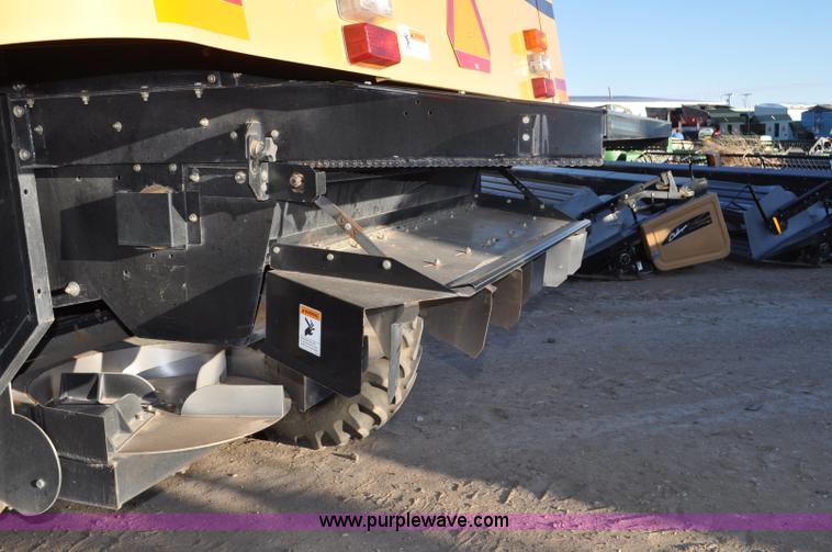 image for item C3228 2004 AGCO Challenger 670 combine