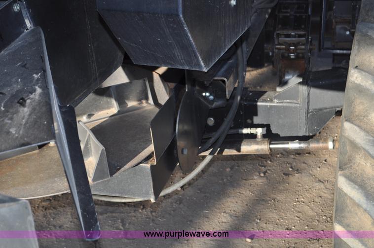 image for item C3228 2004 AGCO Challenger 670 combine