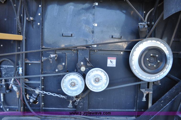 image for item C3228 2004 AGCO Challenger 670 combine