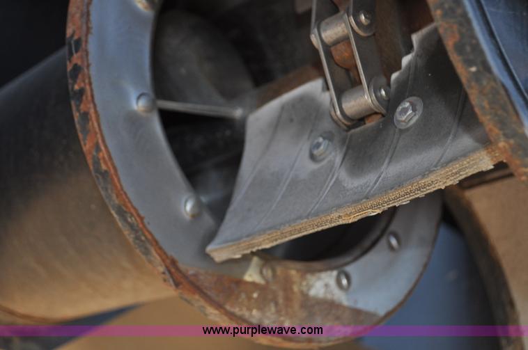 image for item C3228 2004 AGCO Challenger 670 combine