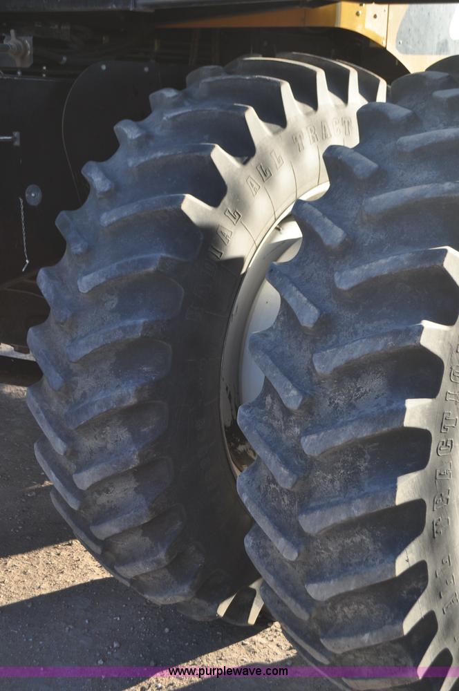 image for item C3228 2004 AGCO Challenger 670 combine