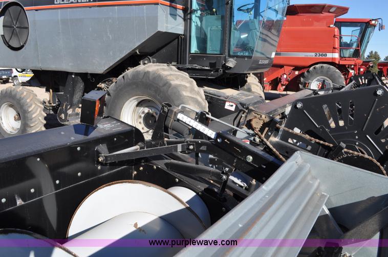 image for item C3228 2004 AGCO Challenger 670 combine