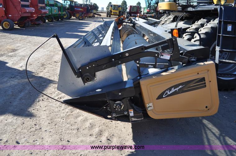 image for item C3228 2004 AGCO Challenger 670 combine