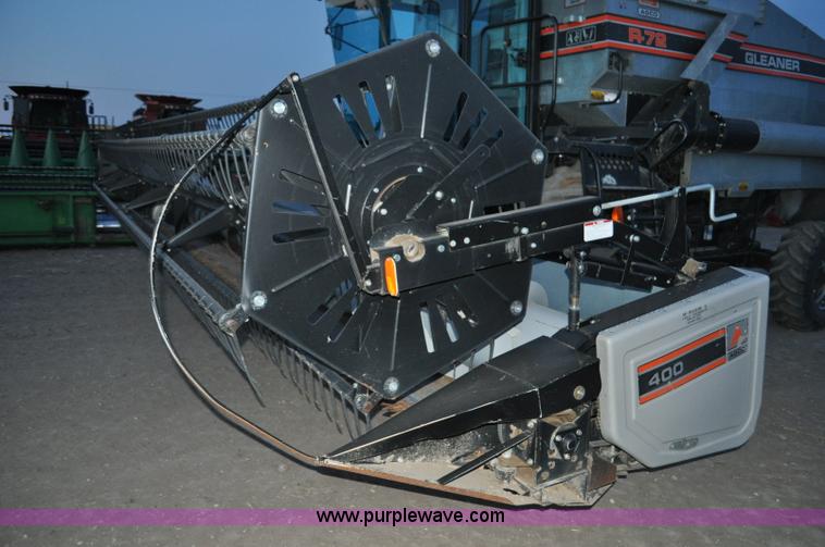 image for item C3231 1992 Gleaner R72 combine