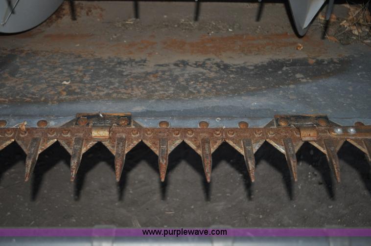 image for item C3231 1992 Gleaner R72 combine