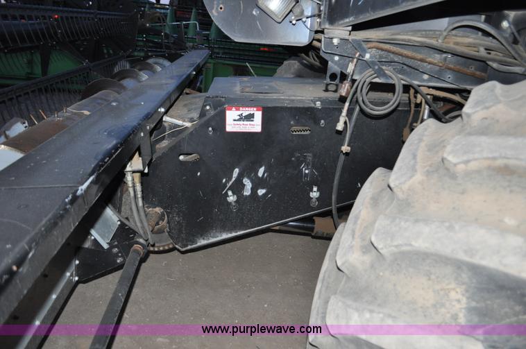 image for item C3231 1992 Gleaner R72 combine