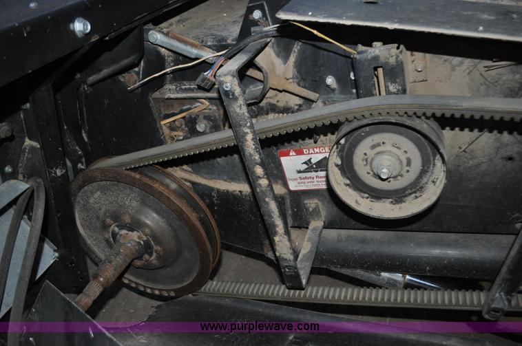 image for item C3231 1992 Gleaner R72 combine