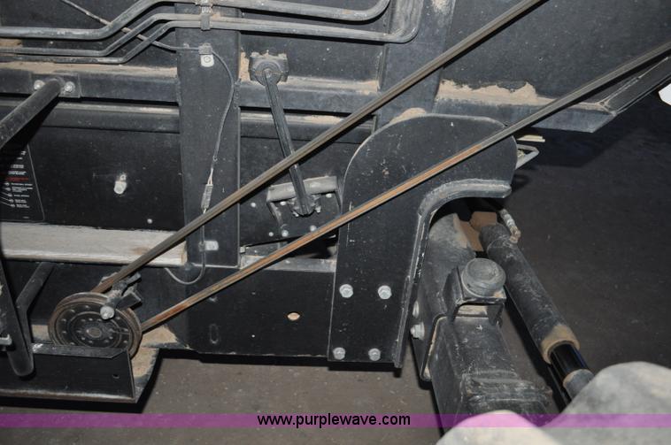 image for item C3231 1992 Gleaner R72 combine