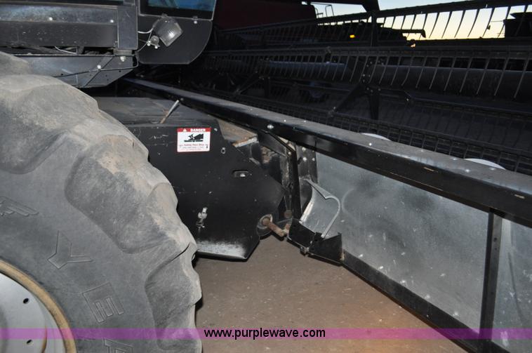 image for item C3231 1992 Gleaner R72 combine