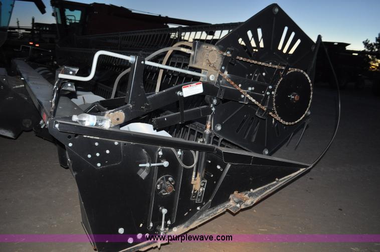 image for item C3231 1992 Gleaner R72 combine