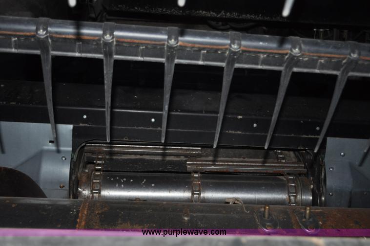 image for item C3231 1992 Gleaner R72 combine