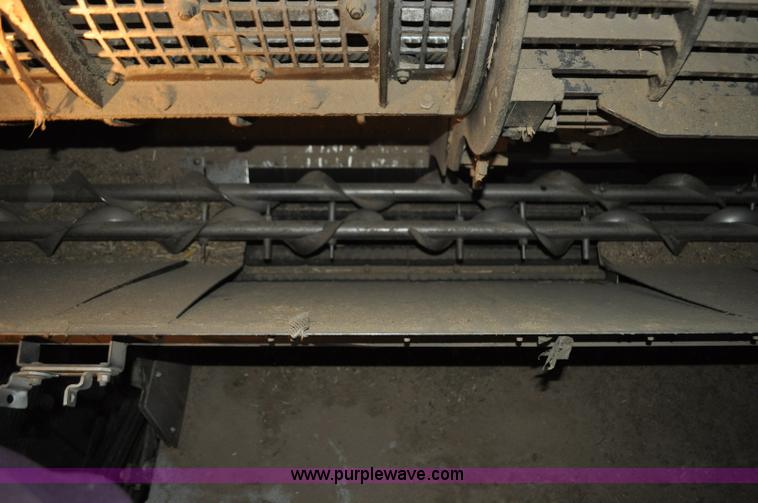 image for item C3231 1992 Gleaner R72 combine