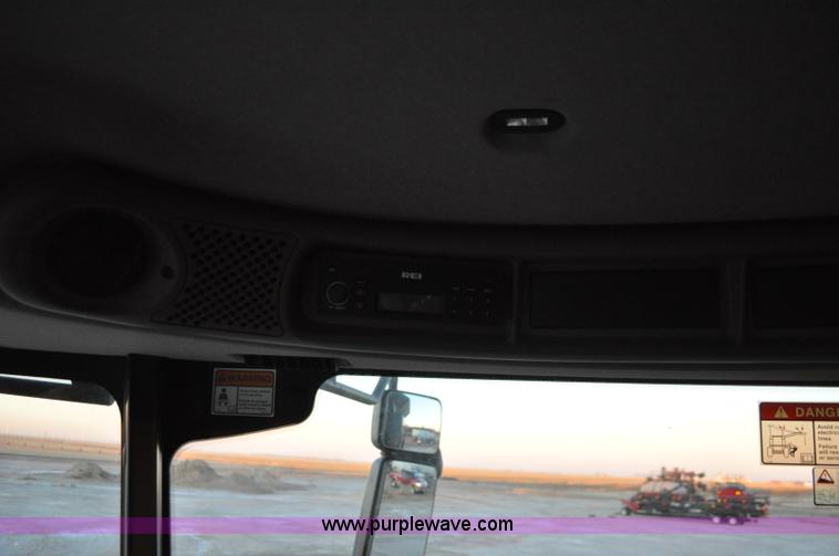 image for item C3232 2004 Case IH 8010 combine