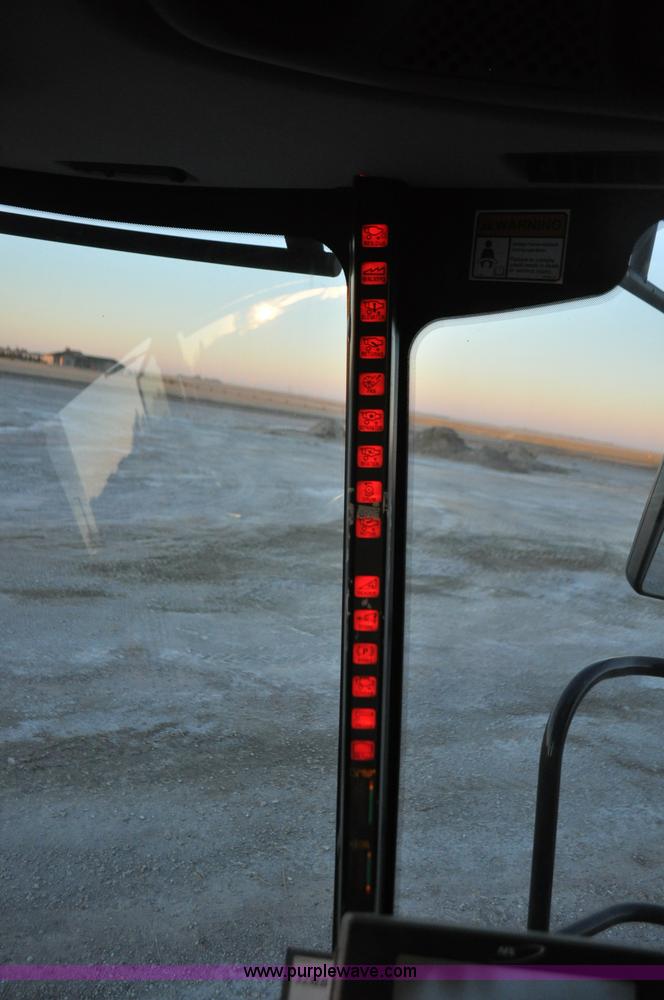 image for item C3232 2004 Case IH 8010 combine