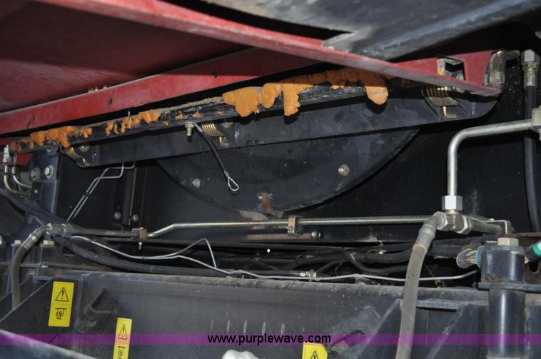 image for item C3232 2004 Case IH 8010 combine