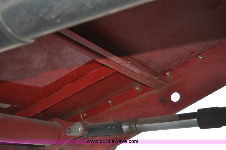 image for item C3232 2004 Case IH 8010 combine