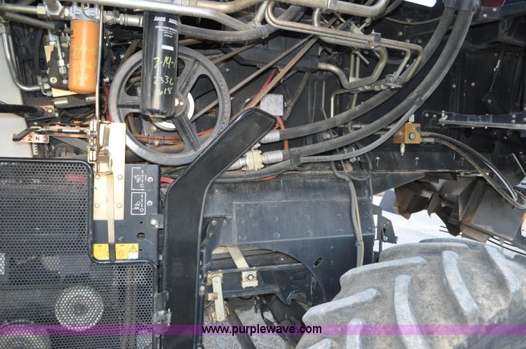 image for item C3232 2004 Case IH 8010 combine