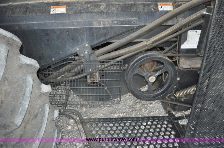 image for item C3232 2004 Case IH 8010 combine