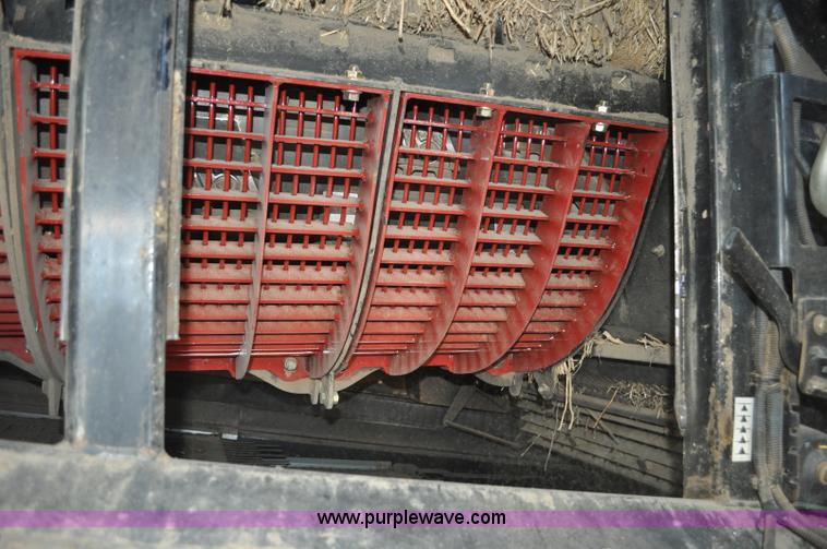 image for item C3232 2004 Case IH 8010 combine