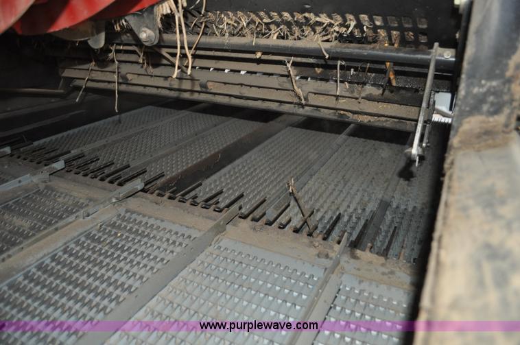 image for item C3232 2004 Case IH 8010 combine