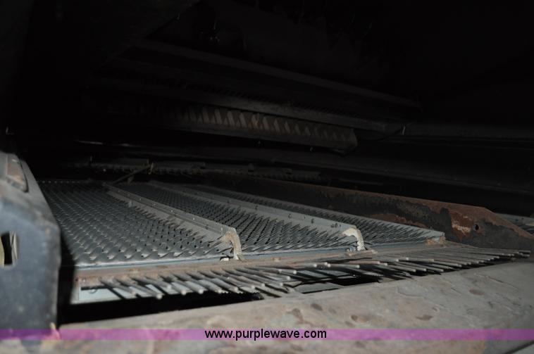 image for item C3232 2004 Case IH 8010 combine