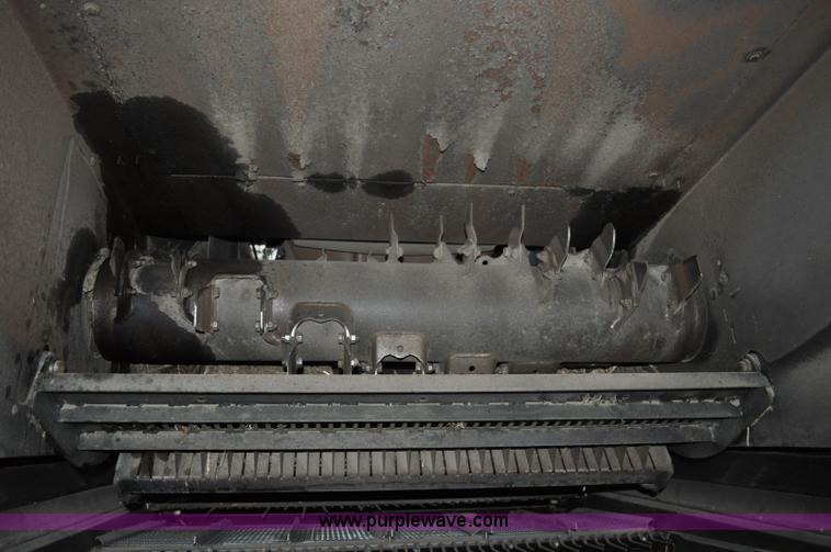 image for item C3232 2004 Case IH 8010 combine