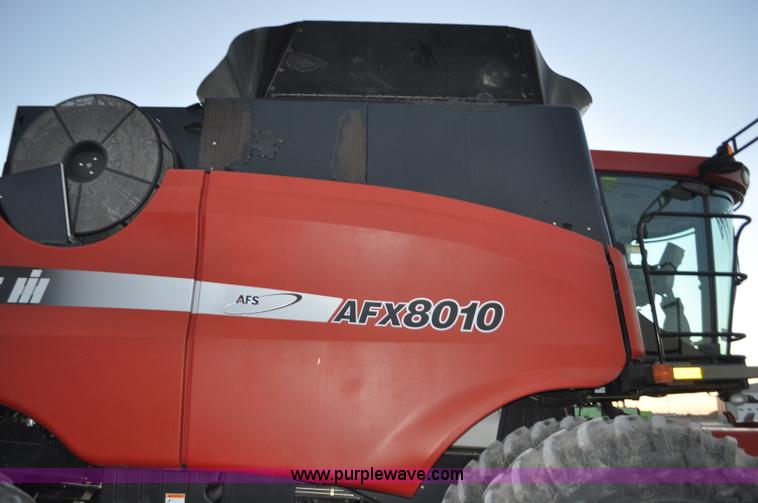 image for item C3232 2004 Case IH 8010 combine