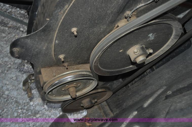 image for item C3232 2004 Case IH 8010 combine