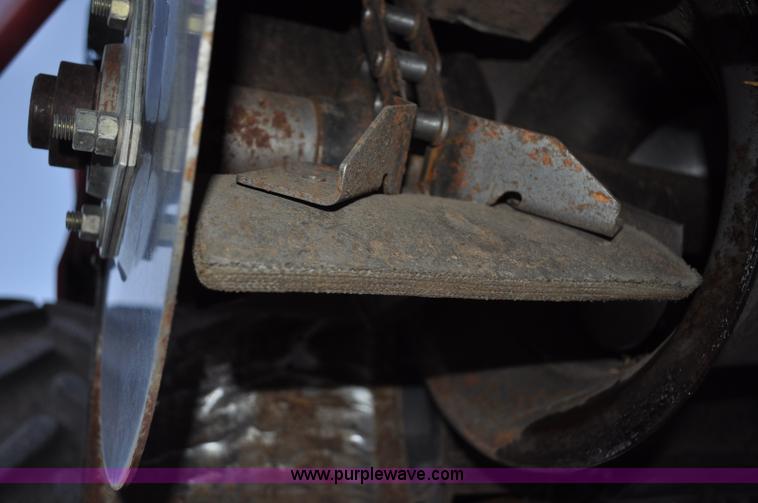 image for item C3232 2004 Case IH 8010 combine