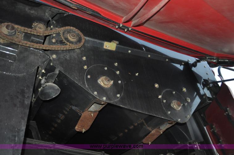 image for item C3232 2004 Case IH 8010 combine