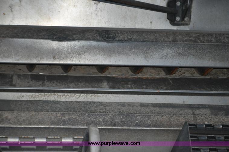 image for item C3232 2004 Case IH 8010 combine