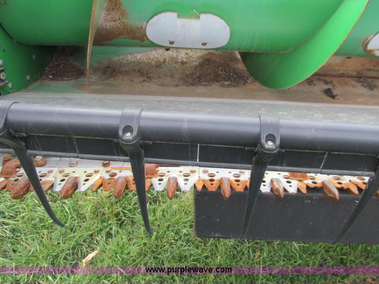 image for item D7015 2008 John Deere 635F 35' flex header