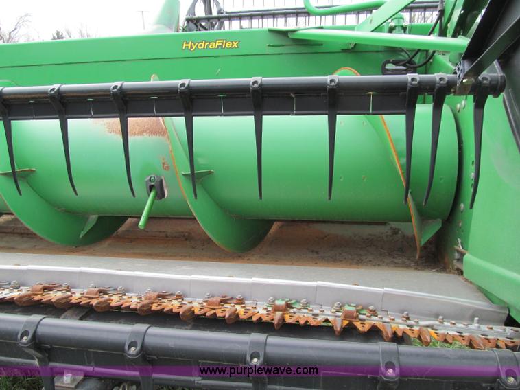 image for item D7015 2008 John Deere 635F 35' flex header