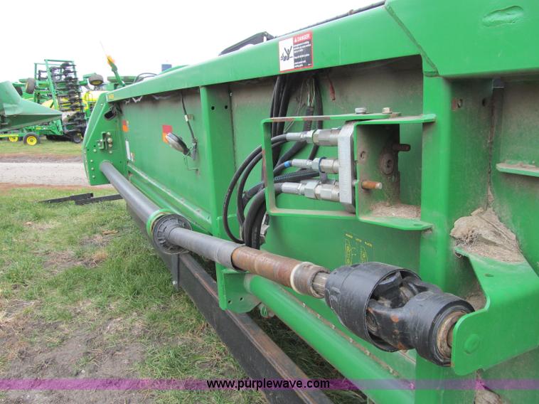 image for item D7015 2008 John Deere 635F 35' flex header