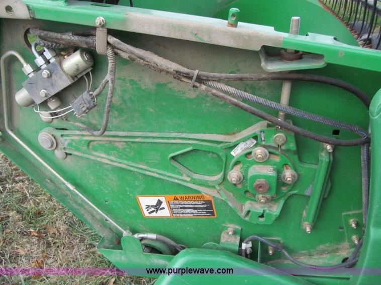 image for item D7015 2008 John Deere 635F 35' flex header