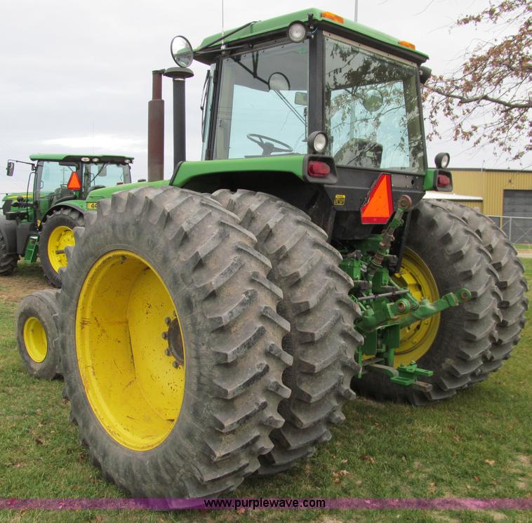 image for item D7016 1990 John Deere 4455 row crop tractor
