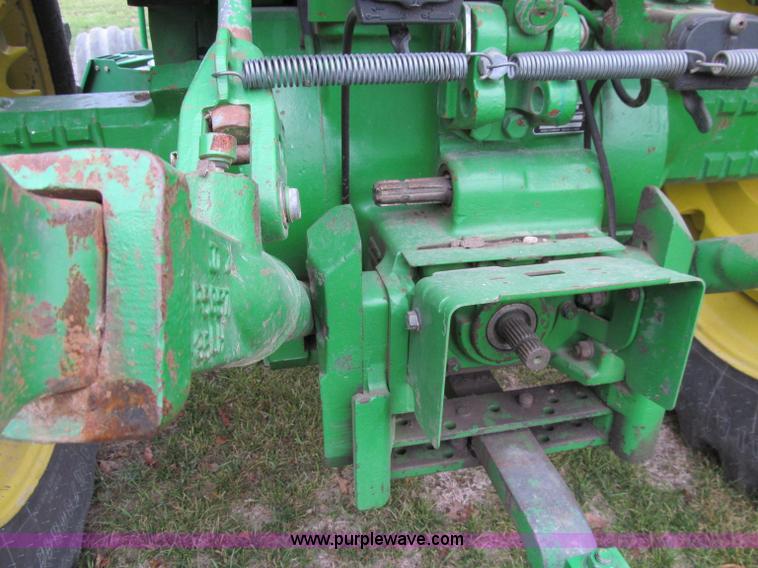 image for item D7016 1990 John Deere 4455 row crop tractor