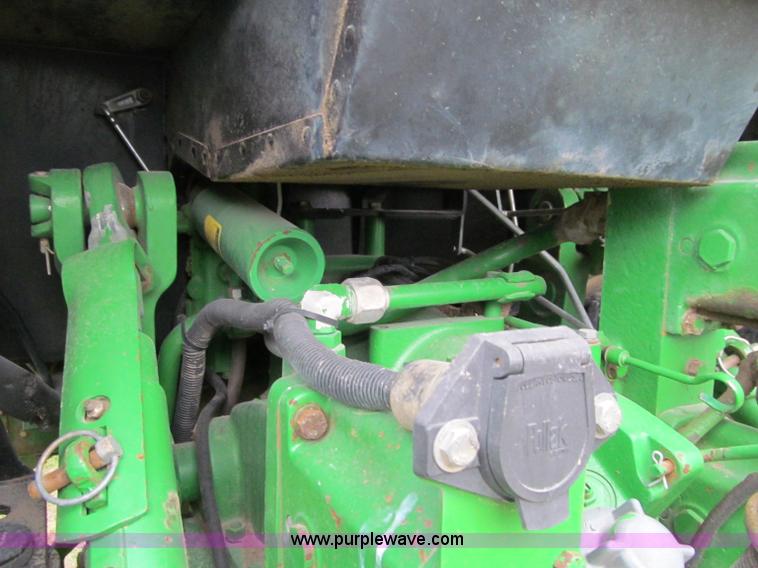 image for item D7016 1990 John Deere 4455 row crop tractor