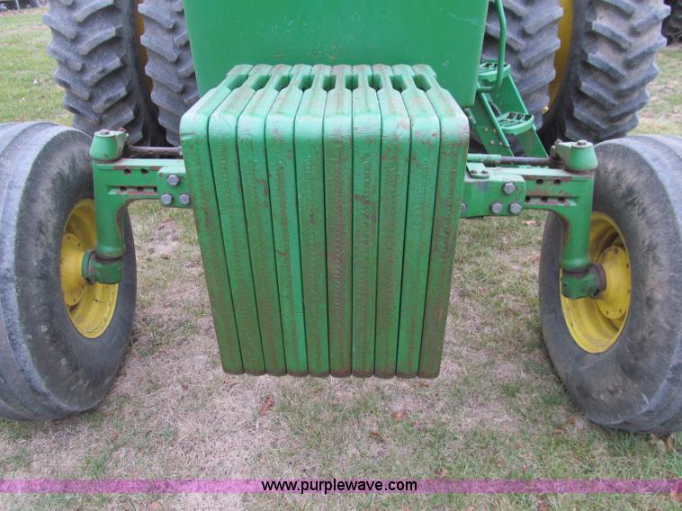 image for item D7016 1990 John Deere 4455 row crop tractor