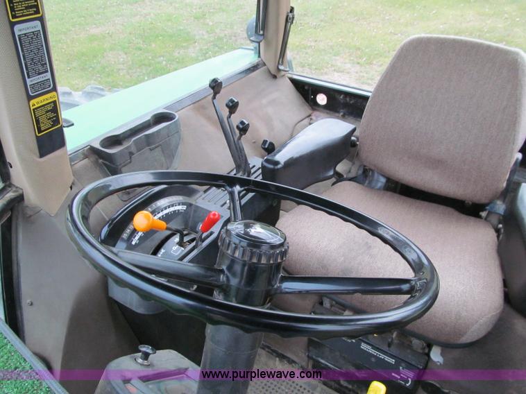 image for item D7016 1990 John Deere 4455 row crop tractor