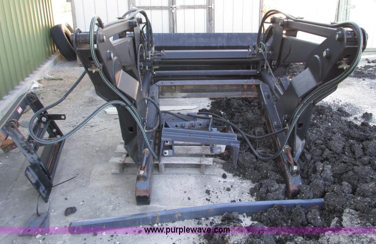 image for item E3565 New Holland 7614 loader