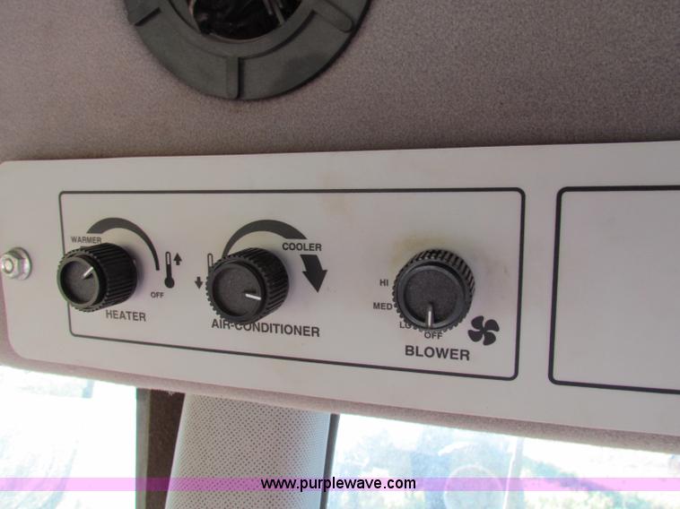 image for item E8173 Hesston 8450 swather