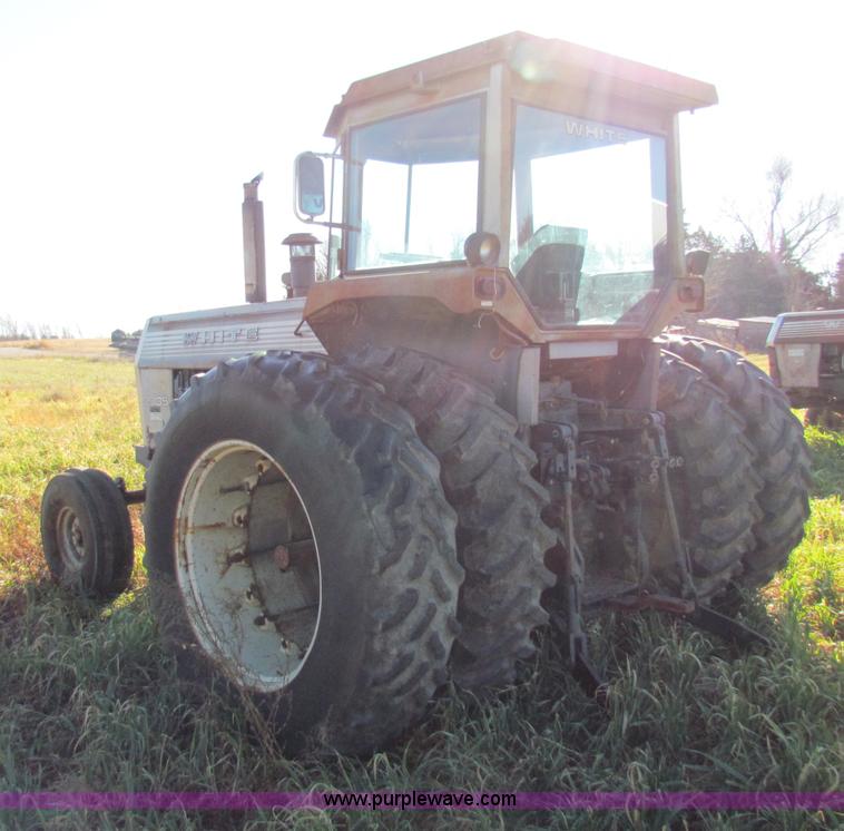 image for item E8174 White 2-135 Field Boss tractor