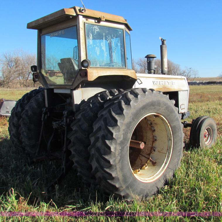 image for item E8174 White 2-135 Field Boss tractor