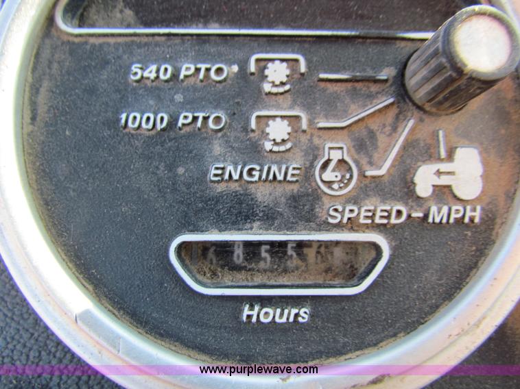 image for item E8174 White 2-135 Field Boss tractor