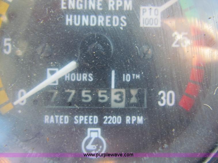 image for item E8174 White 2-135 Field Boss tractor