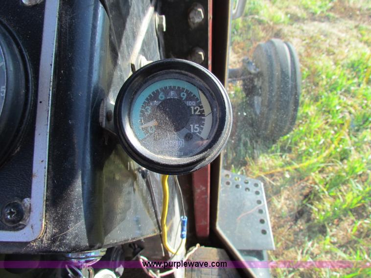 image for item E8174 White 2-135 Field Boss tractor