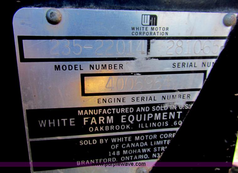 image for item E8174 White 2-135 Field Boss tractor